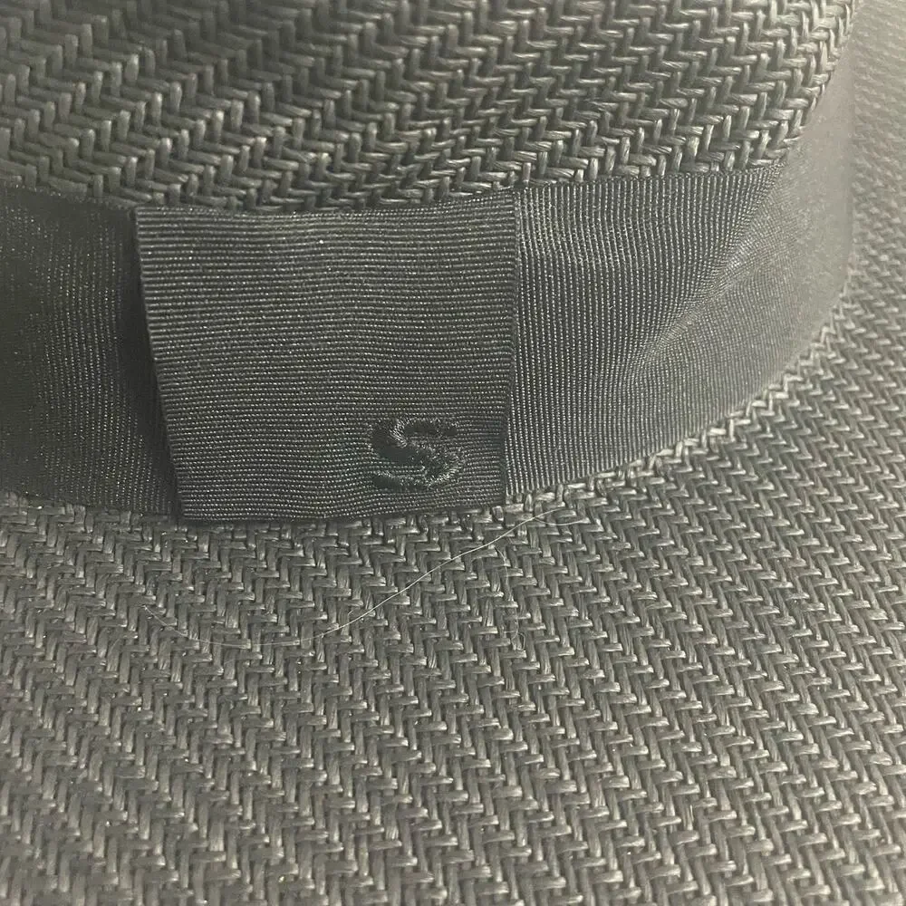 Scoop Large Rim Black hat satin lining OS